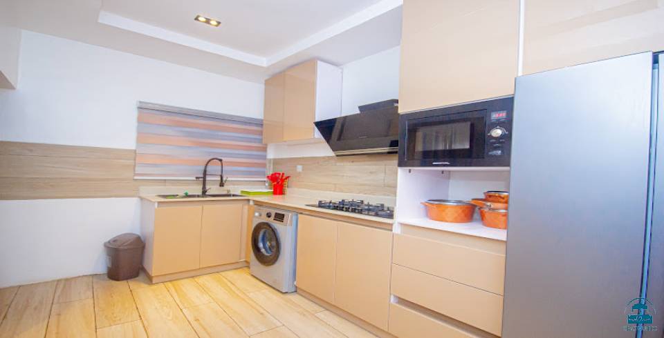Greyfield Apartment